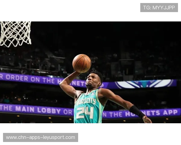 NBA封盖奇迹！那一刻，球如流星般飞向看台